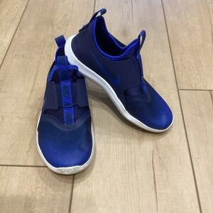 Nike Blue Flexrunner Size 1.5Y